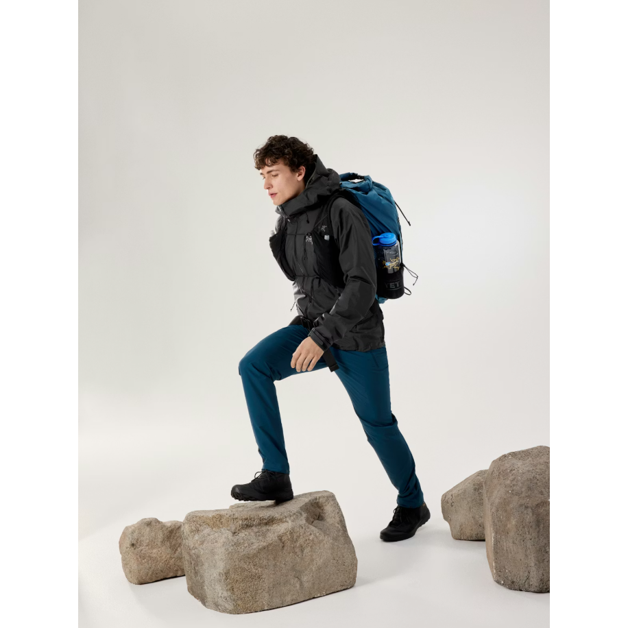 Arc'teryx Men's Beta SL Jacket