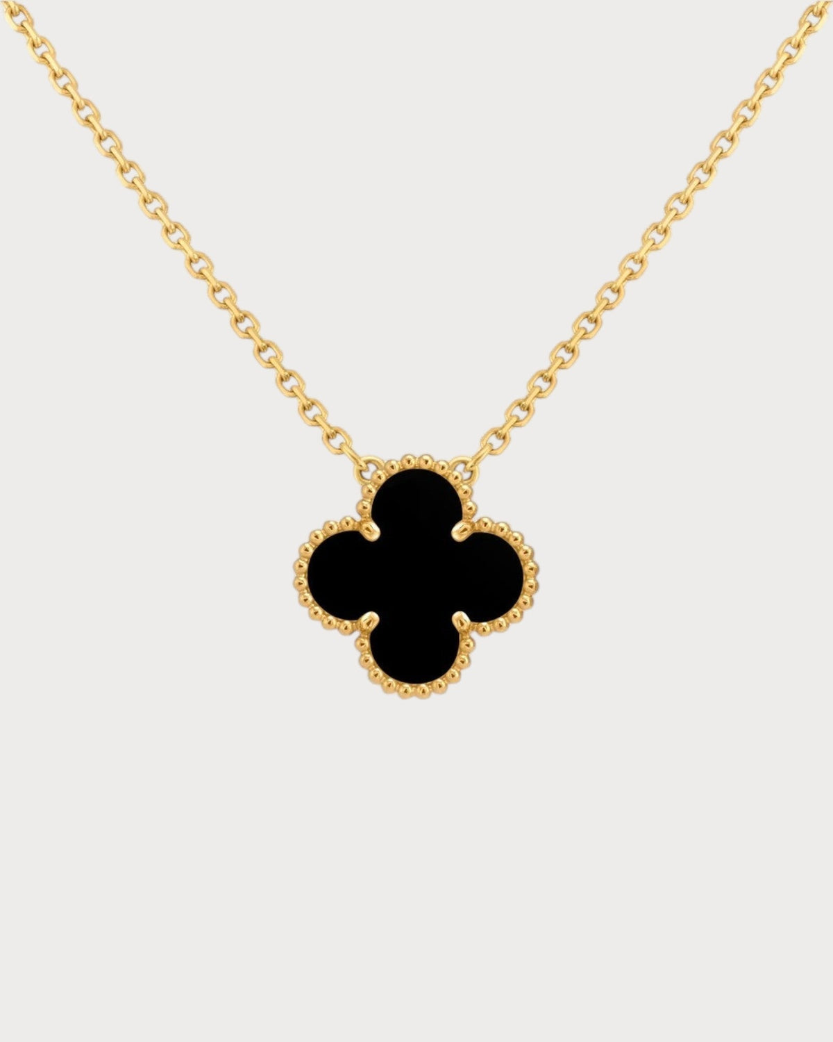 VAN CLEEF & ARPELS Vintage Alhambra Onyx Pendant 18k(Yellow Gold)